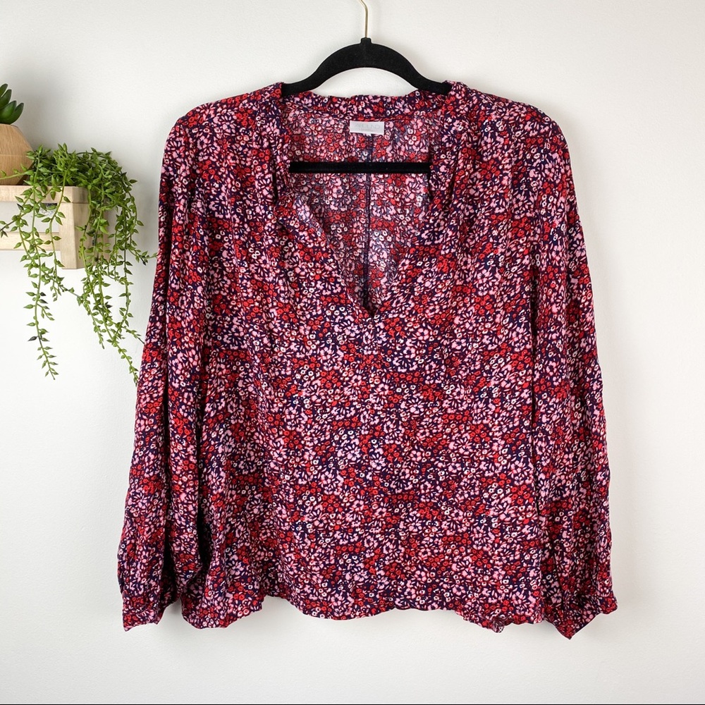 Abound floral print blouse size large
NWT